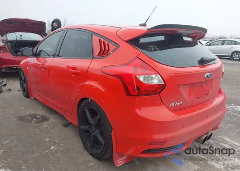 2014 Ford Focus St from USA, damaged, VIN 1FADP3L94EL148463